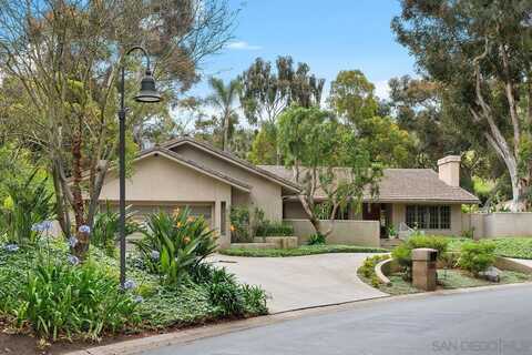 2676 Caminito Prado, La Jolla, CA 92037