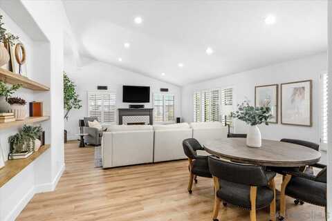 1376 Stoneridge Circle, Escondido, CA 92029