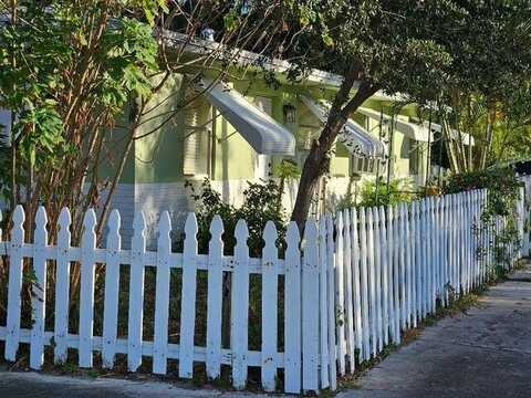 4710 Spruce Avenue, West Palm Beach, FL 33407