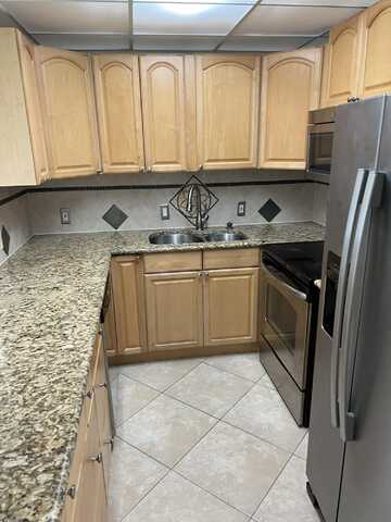 240 Brittany E, Delray Beach, FL 33446