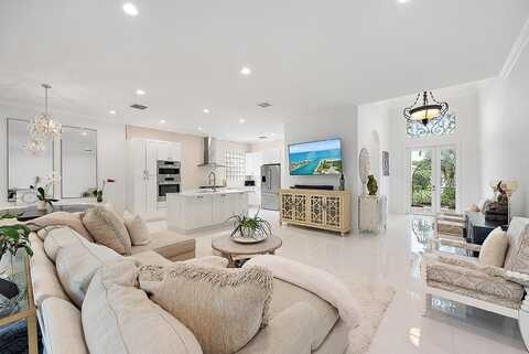 10680 Grande Boulevard, West Palm Beach, FL 33412
