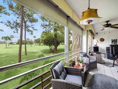 3755 Via Poinciana, Lake Worth, FL 33467
