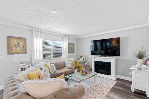 122 Waterford F, Delray Beach, FL 33446