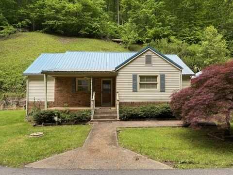 692 Pigeonroost Rd, Canada, KY 41519