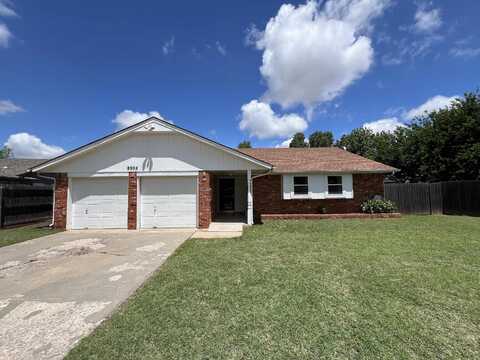 8905 Kenny Cir, Oklahoma City, OK 73132