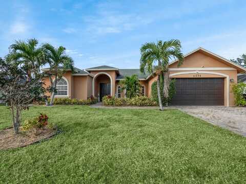 1371 SW Halford Avenue, Port Saint Lucie, FL 34953