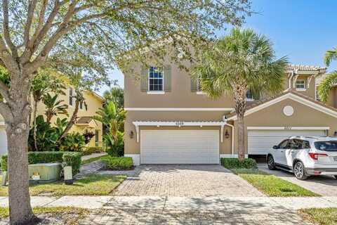 5009 Dulce Court, Palm Beach Gardens, FL 33418