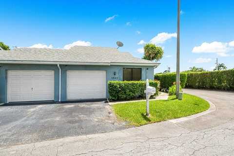 3947 Island Club Circle W, Lake Worth, FL 33462