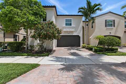 4635 Mediterranean Circle, Palm Beach Gardens, FL 33418