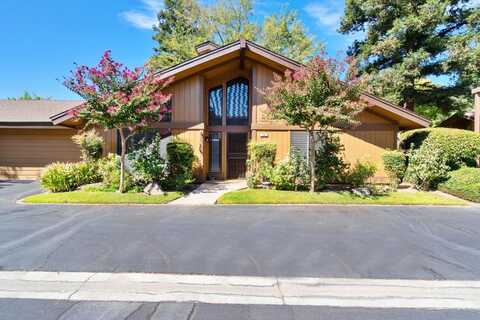 6260 Palm Avenue N, Fresno, CA 93704