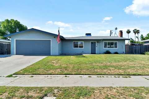 647 Hopkins Avenue E, Fresno, CA 93706