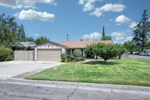4769 Harvard Avenue E, Fresno, CA 93703
