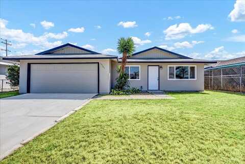 19745 Hemlock Lane, Lemoore, CA 93245