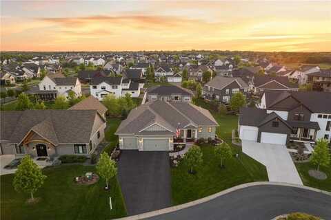 4152 Hummingbird Court N, Lake Elmo, MN 55042