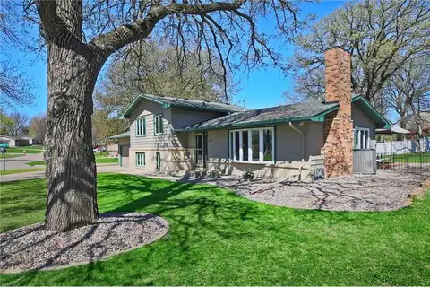 1210 Southview Lane, Albert Lea, MN 56007