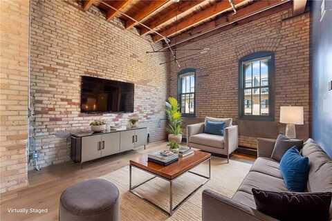400 N 1st Street, Minneapolis, MN 55401