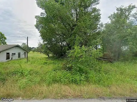 Sunshine Street, Hearne, TX 77859
