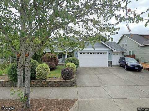 N Crater Ln, Newberg, OR 97132