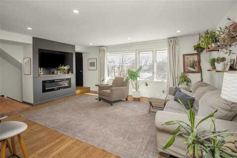 1727 Morgan Avenue, Saint Paul, MN 55116
