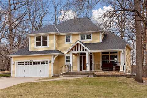 890 Fernbrook Lane N, Plymouth, MN 55447