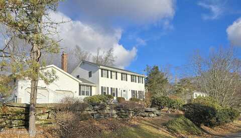 Downing Drive, Dallas, PA 18613