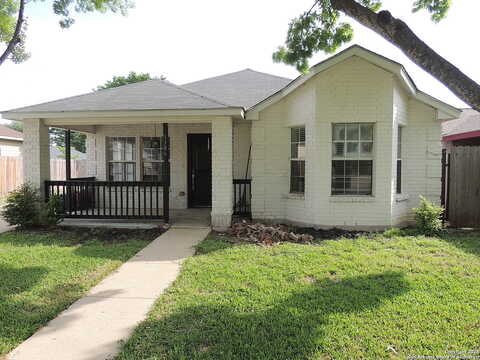 Aragon Dr, San Antonio, TX 78211