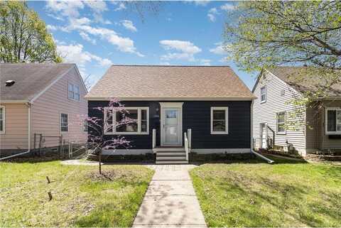 2048 4th Street E, Saint Paul, MN 55119