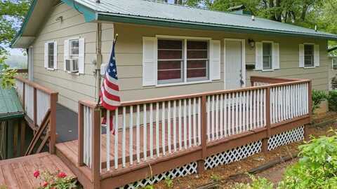 445 Town Mountain Drive, Franklin, NC 28734