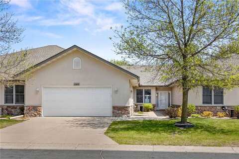 1108 Village Street SE, New Prague, MN 56071