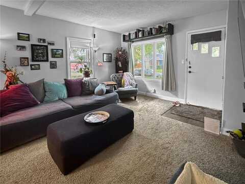 6915 11th Avenue S, Richfield, MN 55423