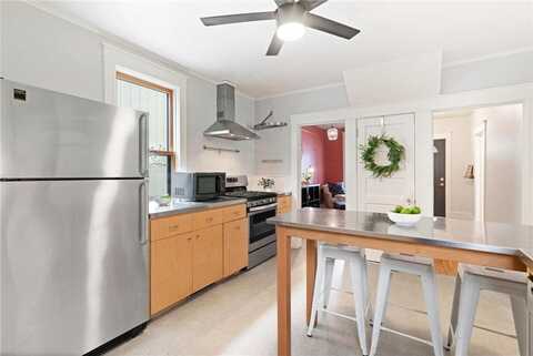 1033 Churchill Street, Saint Paul, MN 55103