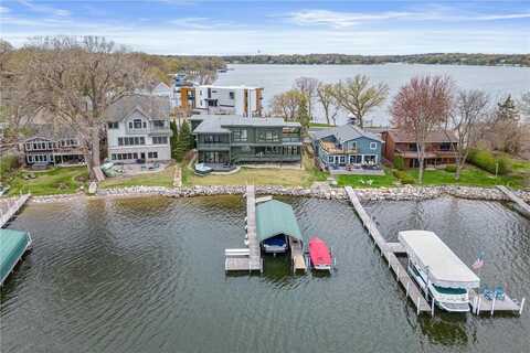 4919 Three Points Boulevard, Mound, MN 55364