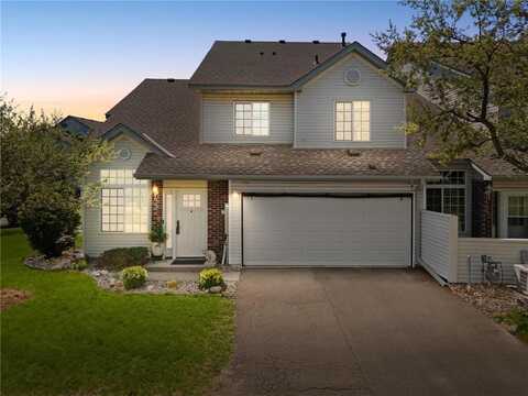 3595 Genevieve Avenue N, Oakdale, MN 55128