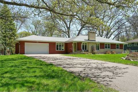 720 Kingsview Lane N, Plymouth, MN 55447