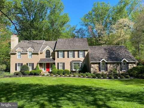 16 CARRIAGE PATH, CHADDS FORD, PA 19317