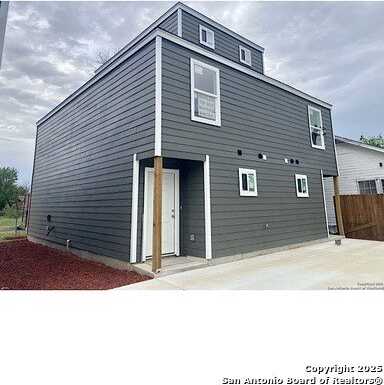 139 Huntington, San Antonio, TX 78207