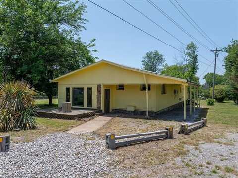 2348 Old Uniontown RD, Van Buren, AR 72956