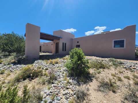 14 Spruce Lane, Placitas, NM 87043