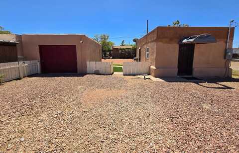 302 SHROPSHIRE Place NW, Albuquerque, NM 87107