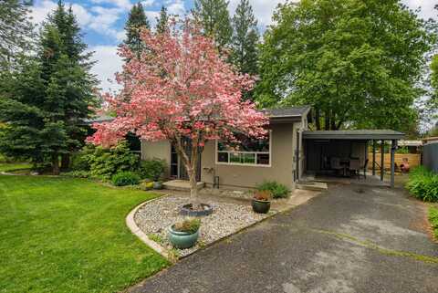 6819 N Howard St, Spokane, WA 99218