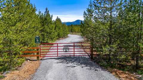 4571 Spring Valley Rd, Newport, WA 99156