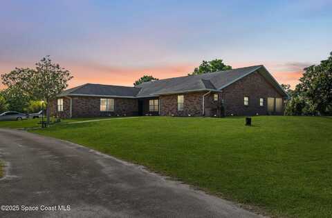 4950 Country Place, Grant, FL 32949