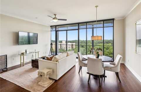2233 Peachtree Road NE, Atlanta, GA 30309