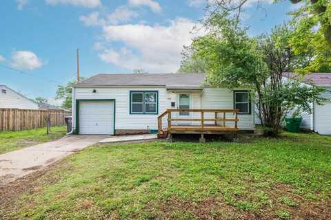 726 N Ash St, Wichita, KS 67214