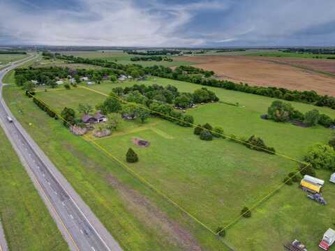 25407 65th Dr, Arkansas City, KS 67005