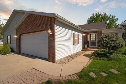 997 NEW HAMPTON Drive, Oregon, WI 53575