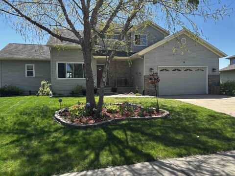 6023 Country Walk, Mc Farland, WI 53558