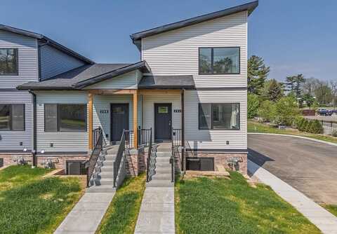 202 S Dewey Avenue, Reedsburg, WI 53959