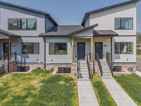 206 S Dewey Avenue, Reedsburg, WI 53959