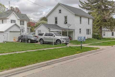 719 2nd Street, New Glarus, WI 53574